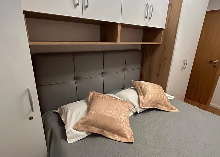 Lovre Topic Lejlighed Baška Voda